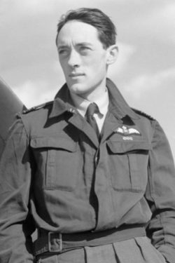 SPITFIRE SQUADRON SPITFIRE SQUADRON