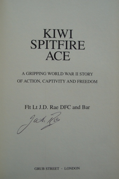 KIWI SPITFIRE ACE KIWI SPITFIRE ACE